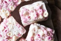 Keto Rice Krispie Treats with Homemade Marshmallows — Gluten Free