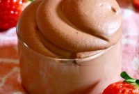 Decadent Chocolate Mousse Recipe for Silky, Airy Dessert