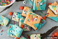 Creamy Halloween Fudge Recipe for Spooky Desserts