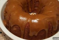 Caramel-Glazed Apple Harvest Pound Cake Recipe