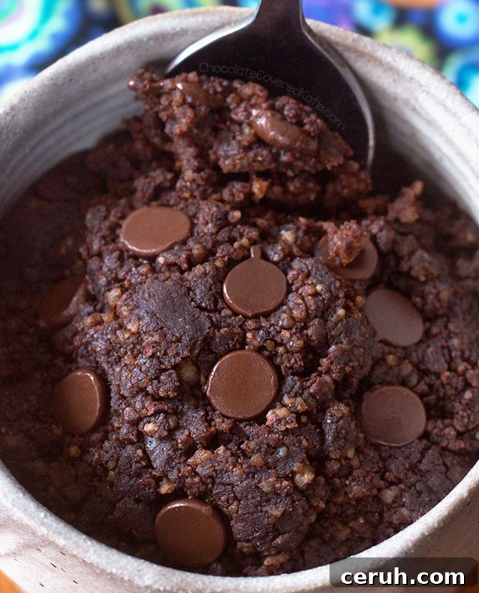 keto cake in a mug