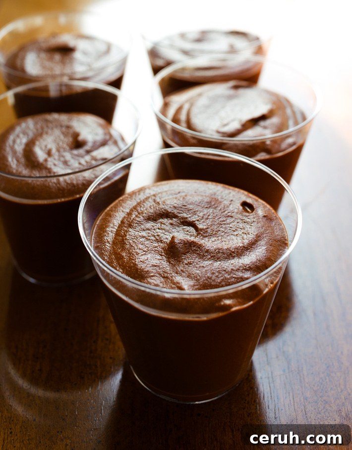 Healthy Chocolate Mousse Cups