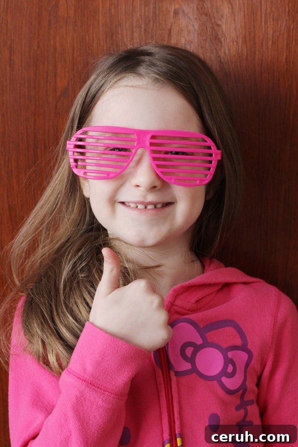You Brighten Our Class: Valentine’s Day Message Ideas 9 You Make Our Class Bright Valentine | Melanie Makes melaniemakes.com