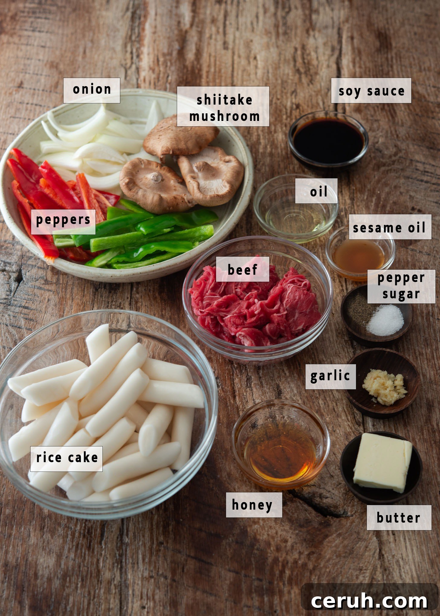 Ingredients for making gungjung tteokbokki.