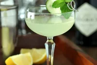 Cucumber Southside Cocktail Recipe